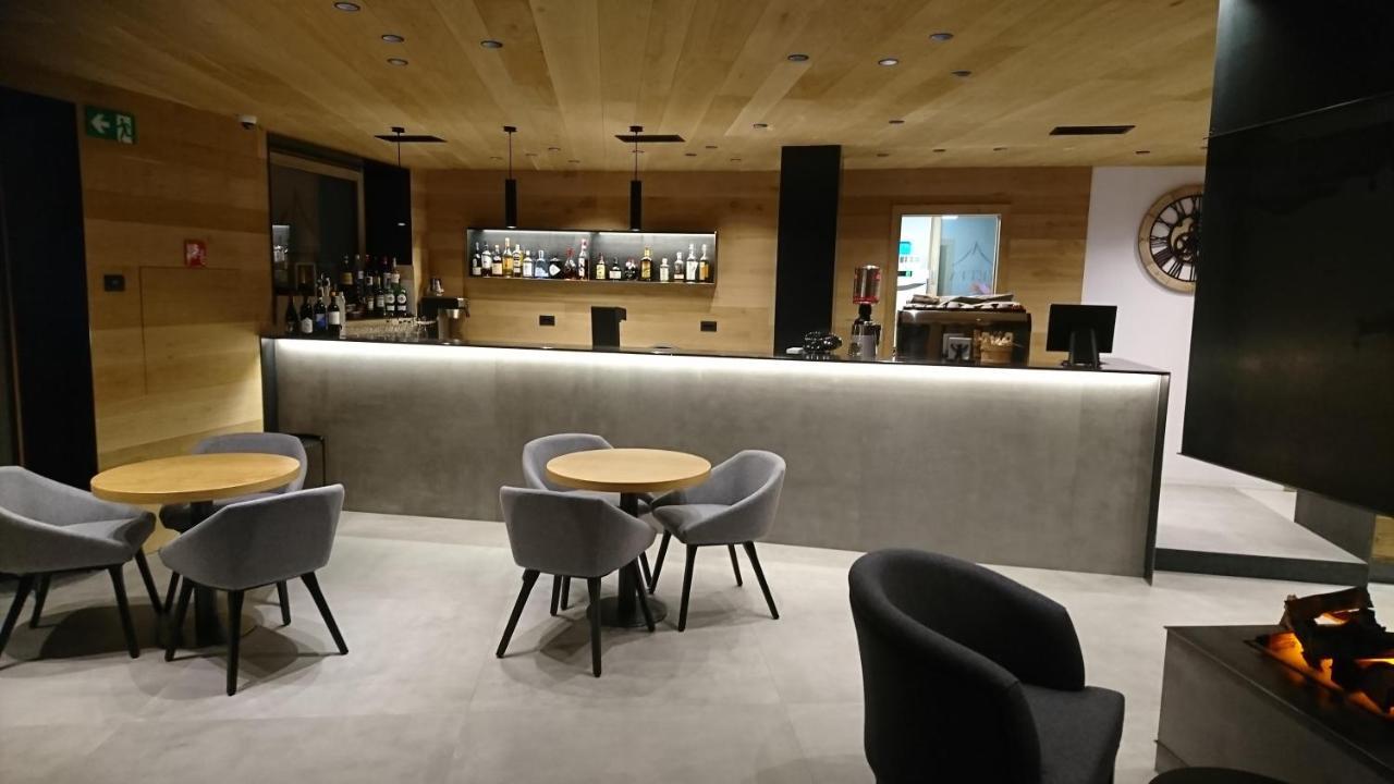 Hotel Vetta Alpine Relax Livigno Exterior foto