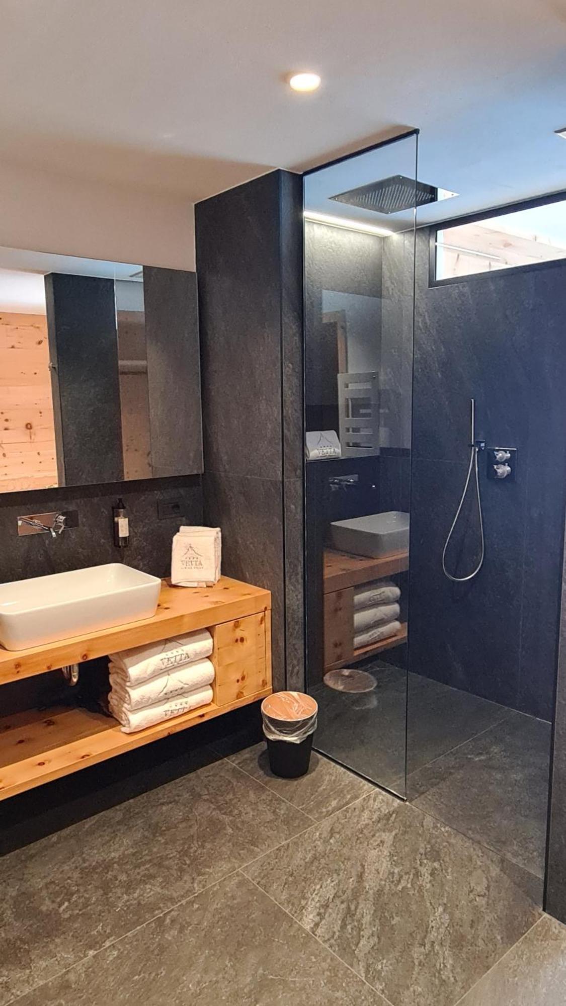 Hotel Vetta Alpine Relax Livigno Exterior foto